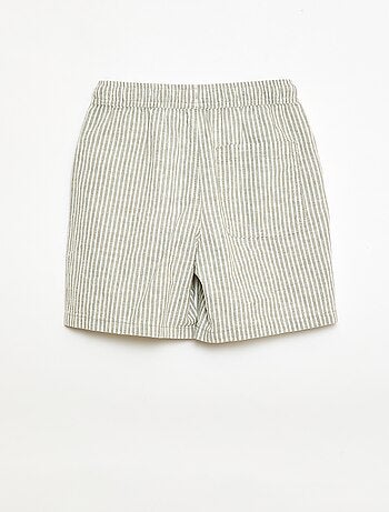 Pantalón corto rayado ligero de lino mezclado