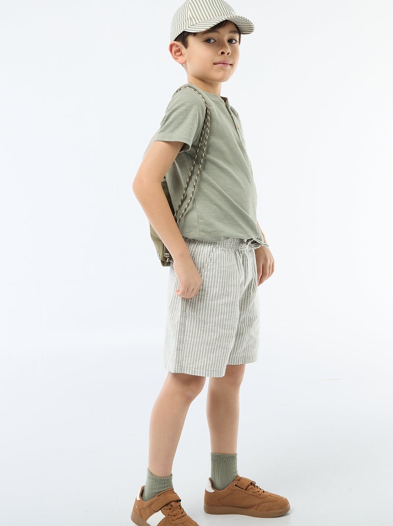 Pantalón corto rayado ligero de lino mezclado Kaki - Kiabi