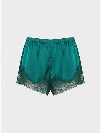 Pantalón corto short lencero y detalles encaje, en tejido de satén