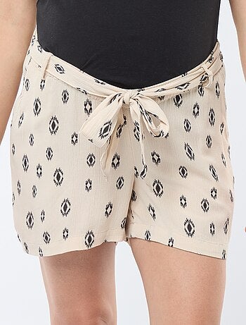 Pantalón corto vaporoso de premamá 'Only'