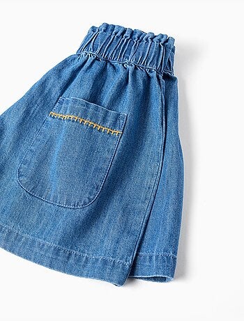 Pantalón corto vaquero con bolsillos delanteros