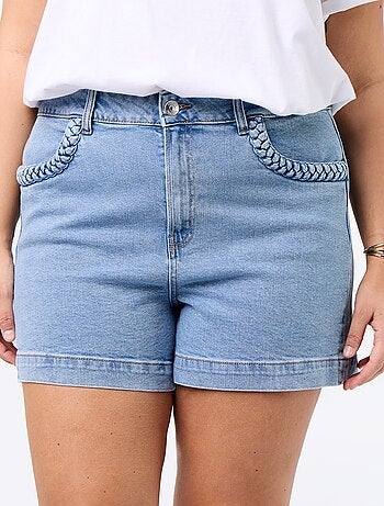 Pantalón corto vaquero con bolsillos trenzados