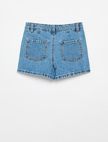 Pantalón corto vaquero con efecto plisado