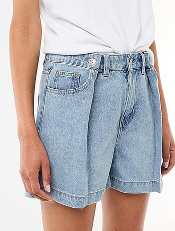 Pantalón corto vaquero de tiro alto