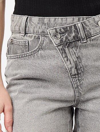 Pantalón corto vaquero de tiro alto