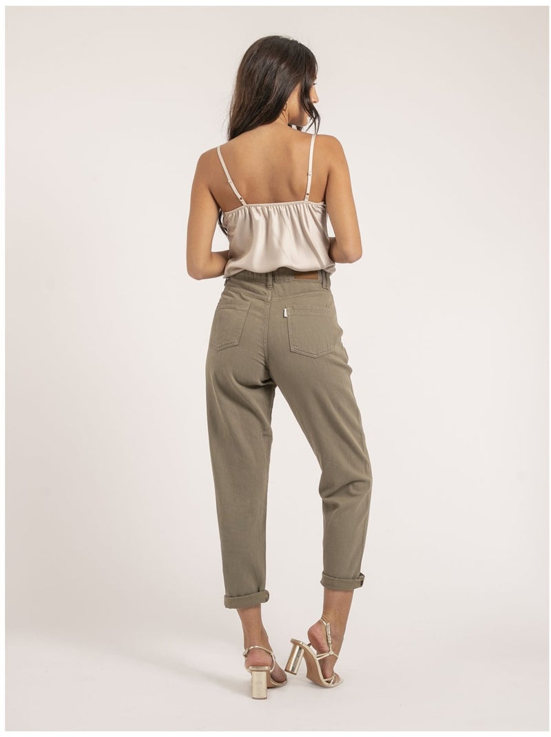 Pantalón coupe mom EZEL Caqui - Kiabi