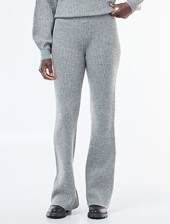 Pantalón de canalé en material suave