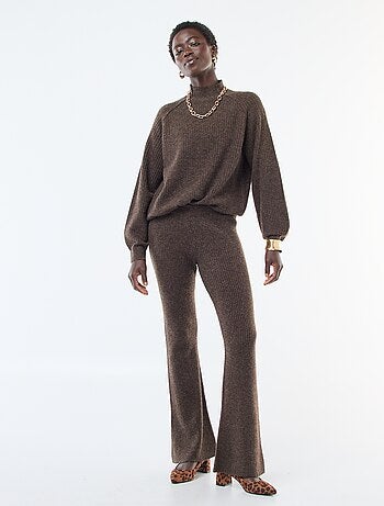 Pantalón de canalé en material suave