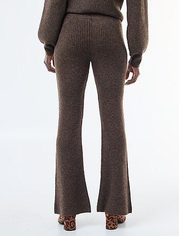Pantalón de canalé en material suave