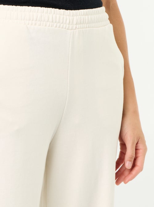 Pantalón de chándal ancho de punto grueso - Kiabi Pantalón de chándal ancho de punto grueso - Kiabi