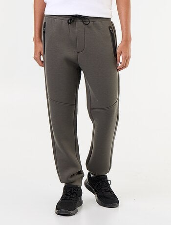 Pantalón de chándal con bolsillos con cremallera