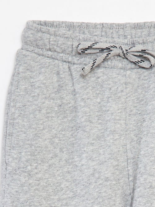 Pantalón de chándal liso - Corte + ajustado - Kiabi