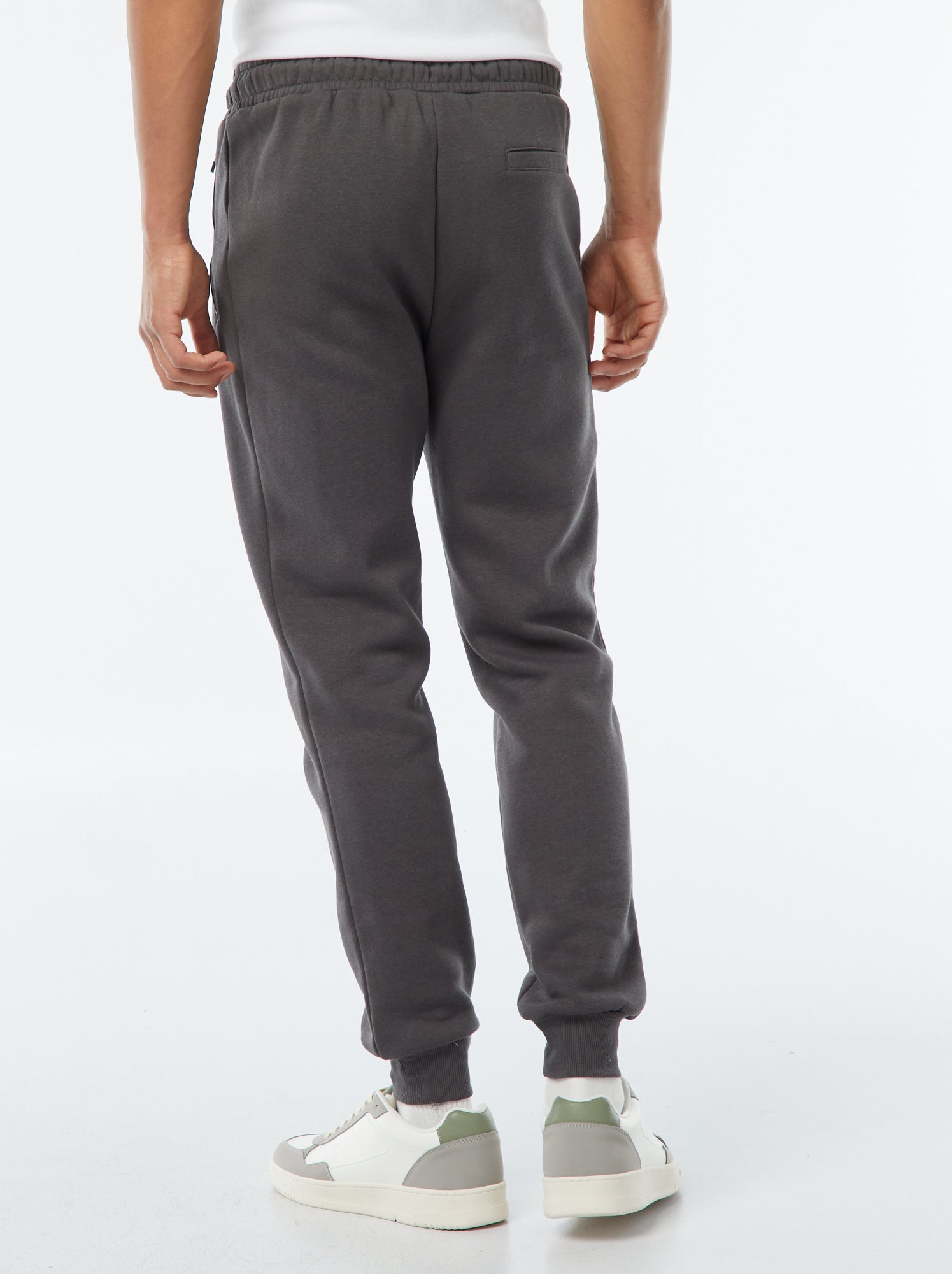 pantalon nike forum