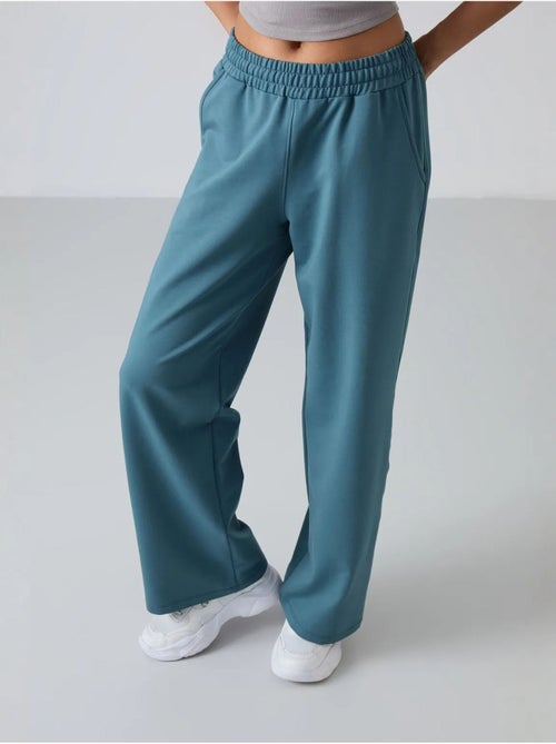 Pantalón de chándal pull-on de pernera ancha tommy - Kiabi Pantalón de chándal pull-on de pernera ancha tommy - Kiabi