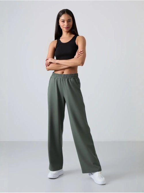 Pantalón de chándal pull-on de pernera ancha tommy - Kiabi Pantalón de chándal pull-on de pernera ancha tommy - Kiabi