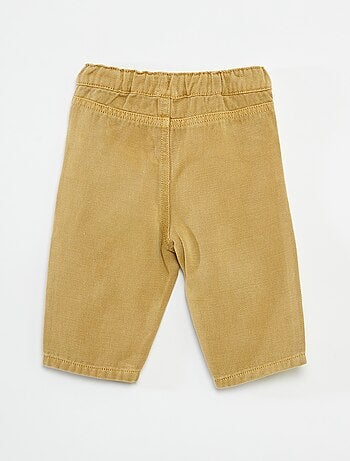 Pantalón de corte fit 3/4