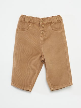 Pantalón de corte fit 3/4