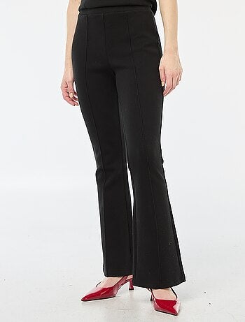 Pantalón de corte flare en felpa ligera