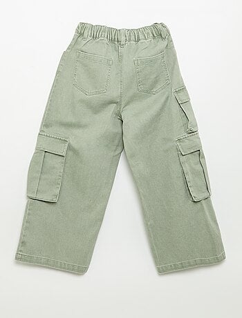 Pantalón de corte globo con bolsillos cargo