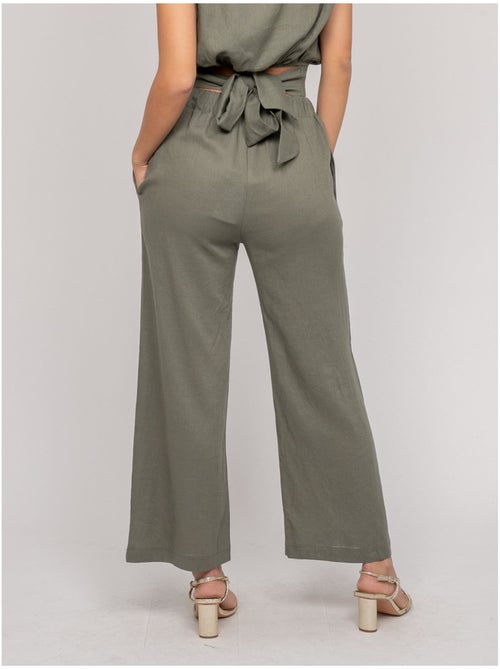 Pantalón de corte recto ECASA - Kiabi Pantalón de corte recto ECASA - Kiabi