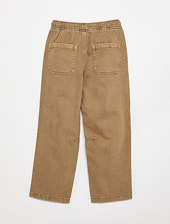 Pantalón de corte relajado con cintura elástica