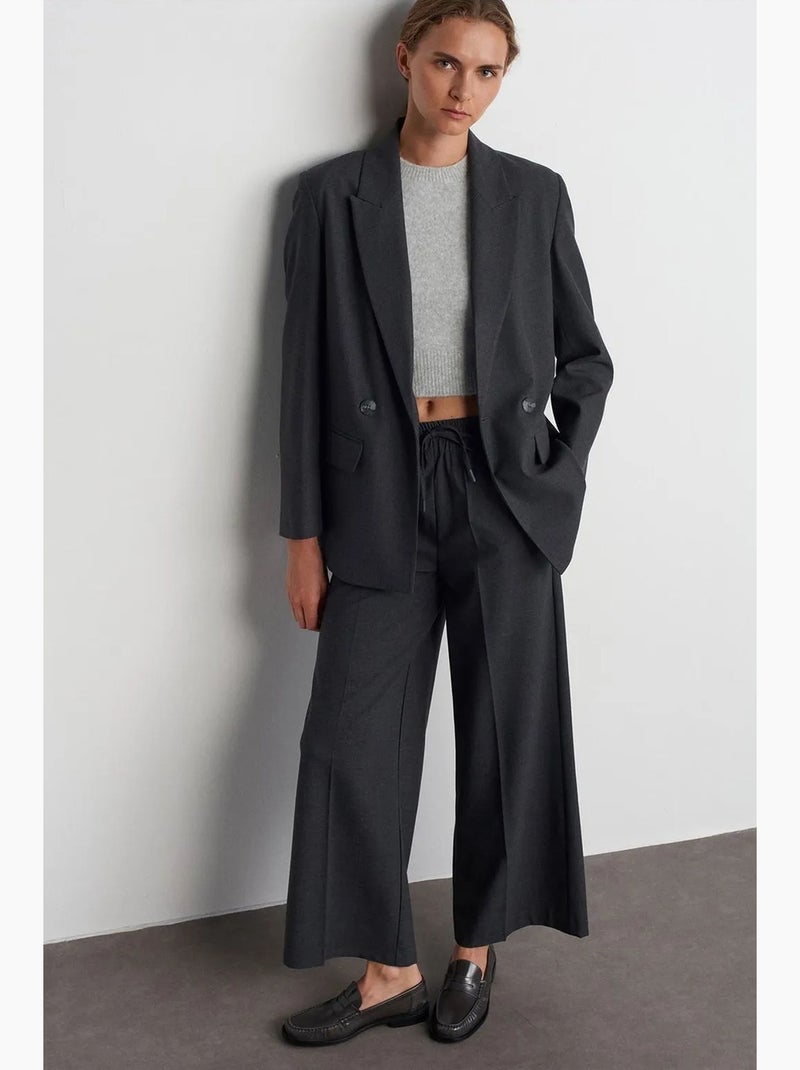 Pantalón de crepé de pernera ancha con cintura de cordón dilvin Gris oscuro - Kiabi