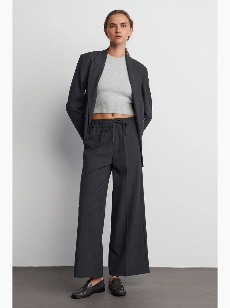 Pantalón de crepé de pernera ancha con cintura de cordón dilvin Gris oscuro - Kiabi