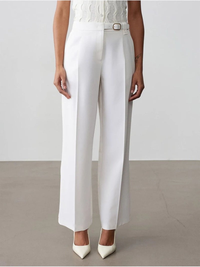Pantalón de crepé de pernera ancha con cinturón dilvin Blanco - Kiabi