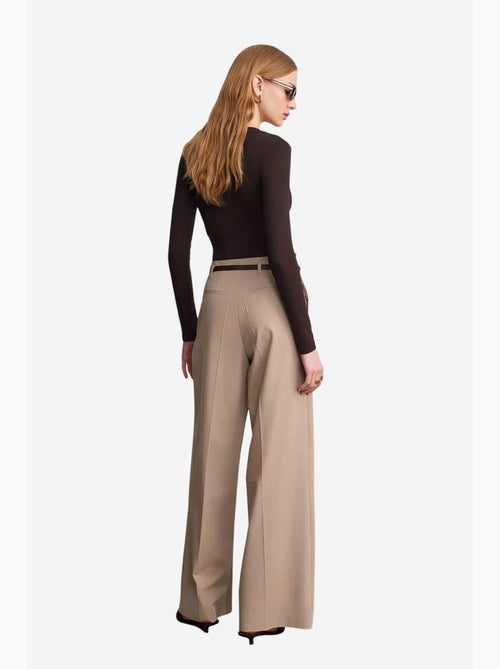 Pantalón de crepé de pernera ancha con cinturón para mujer dilvin - Kiabi Pantalón de crepé de pernera ancha con cinturón para mujer dilvin - Kiabi