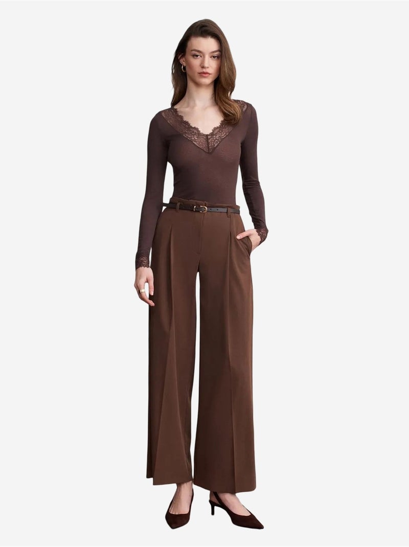 Pantalón de crepé de pernera ancha con cinturón para mujer dilvin Marrón chocolate - Kiabi
