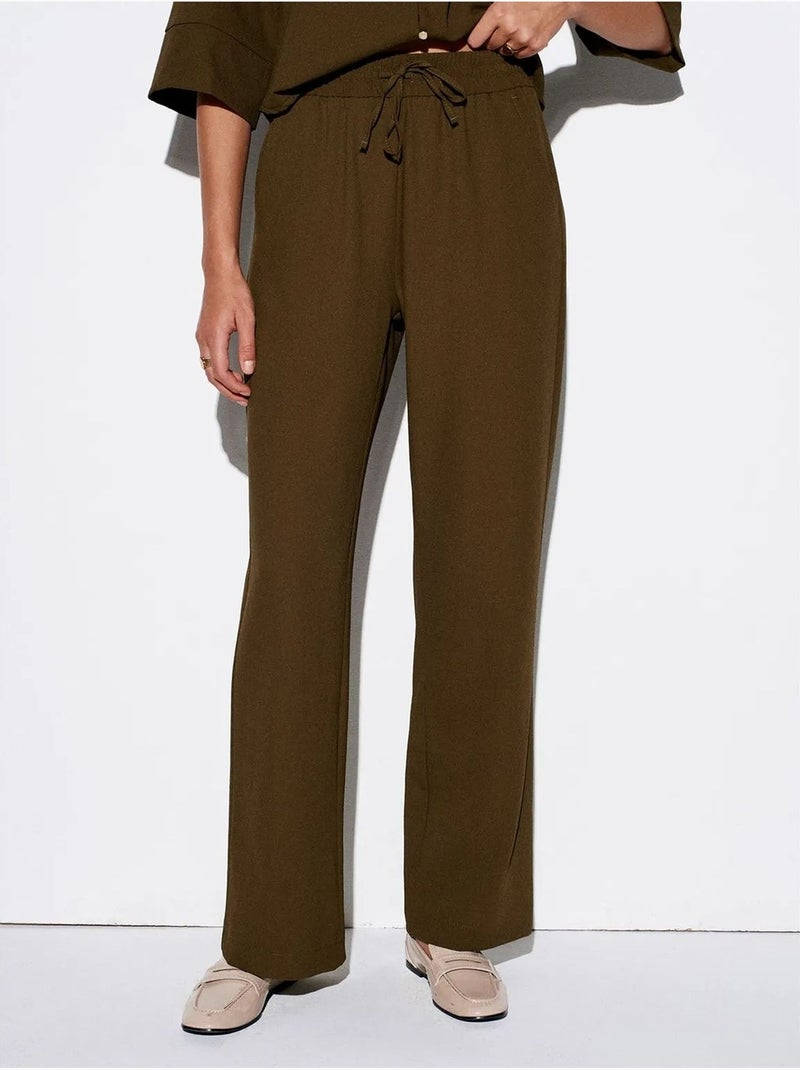 Pantalón de crepé de pernera ancha para mujer Verde caqui - Kiabi