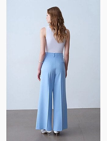 Pantalón de crepé de pernera ancha y tiro alto dilvin