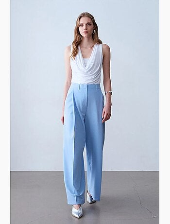 Pantalón de crepé de pernera ancha y tiro alto dilvin