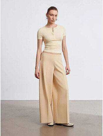 Pantalón de crepé de tiro alto y pernera ancha