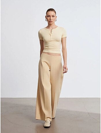 Pantalón de crepé de tiro alto y pernera ancha