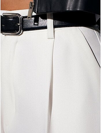 Pantalón de crepé de tiro alto y pernera ancha