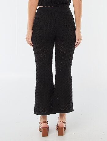 Pantalón de croché acampanado