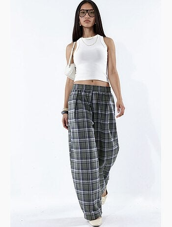 Pantalón de cuadros con cintura elástica y detalle de bolsillos hiccup