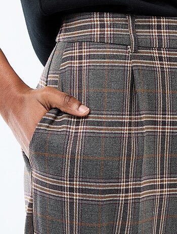 Pantalón de cuadros corte ancho
