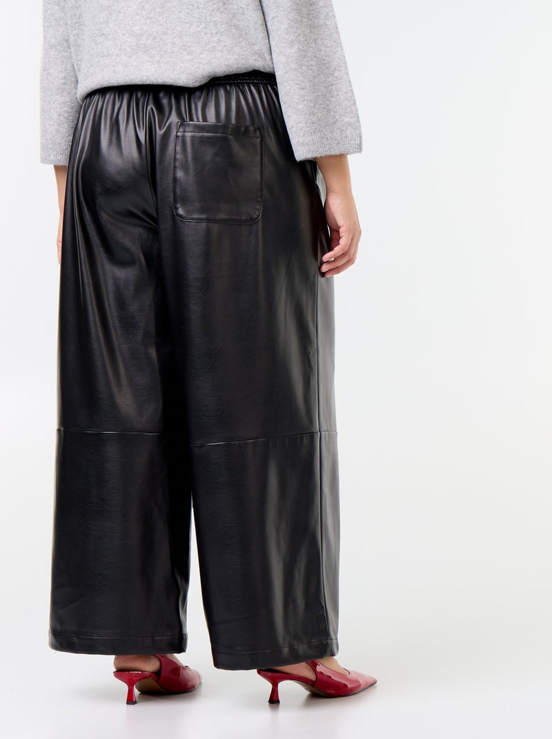 Pantalón de efecto piel Negro - Kiabi