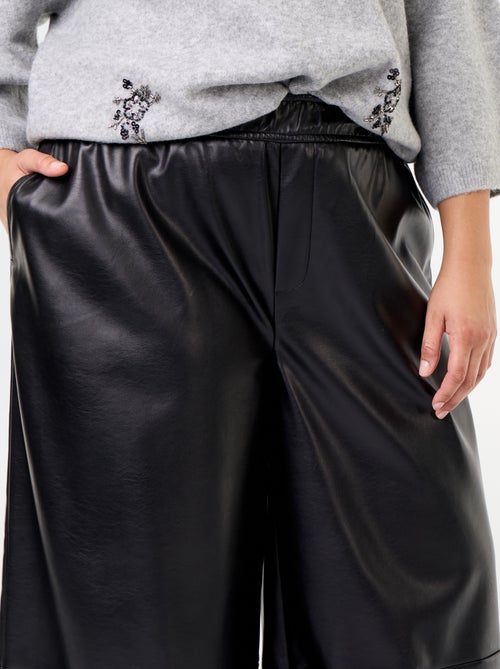 Pantalón de efecto piel - Kiabi