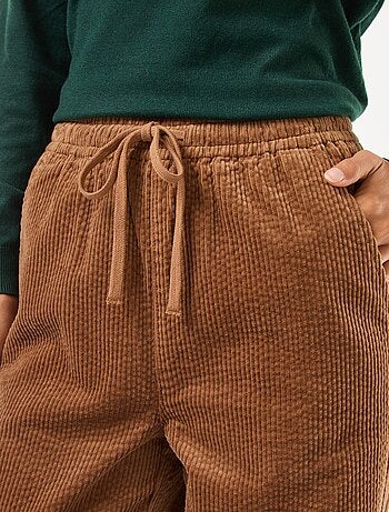 Pantalón de jogging ancho de pana