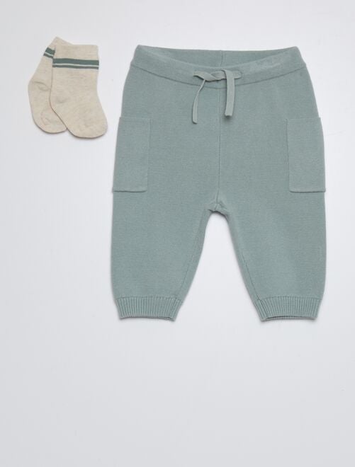 Pantalón de jogging con bolsillos de parche + calcetines - Kiabi