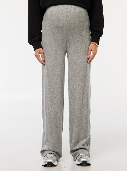 Pantalón de maternidad ancho en canalé - Kiabi