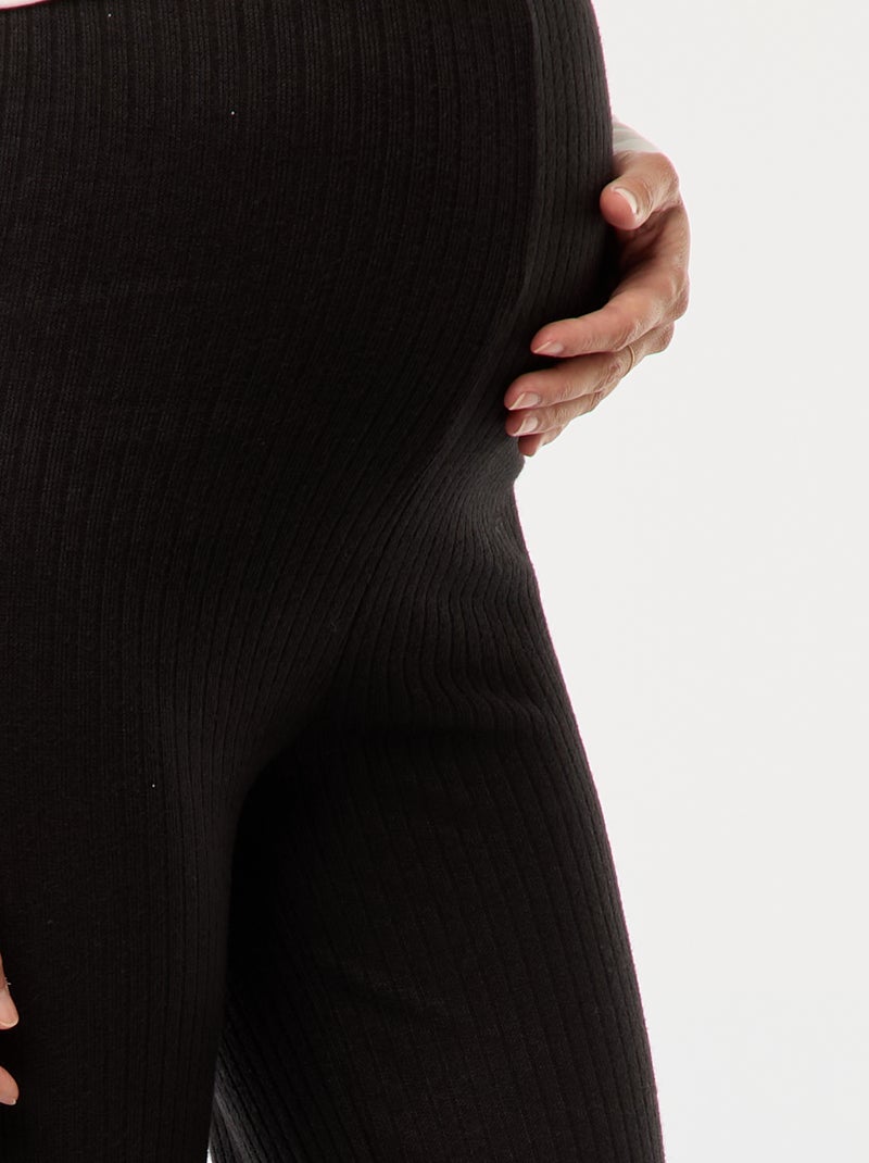 Pantalón de maternidad ancho en canalé Negro - Kiabi