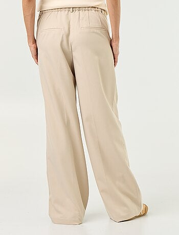 Pantalón de maternidad con pinzas