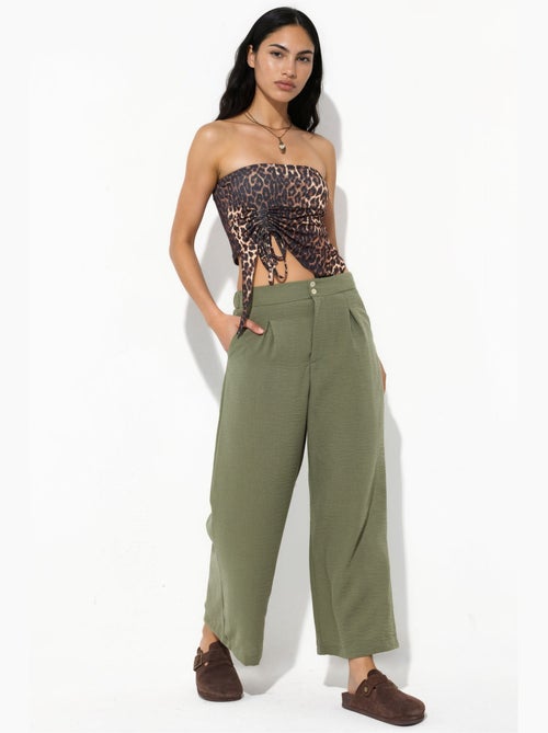 Pantalón de mujer de tiro alto y pernera ancha busem - Kiabi Pantalón de mujer de tiro alto y pernera ancha busem - Kiabi
