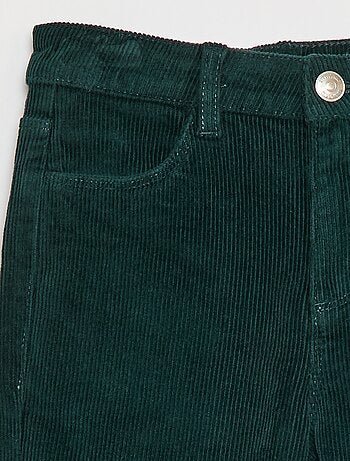 Pantalón de pana corte flare