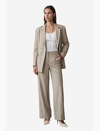 Pantalón de pernera ancha a rayas con pinzas dilvin