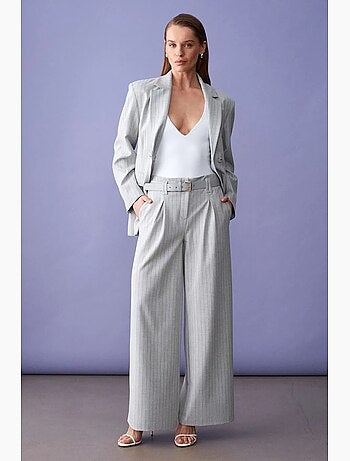 Pantalón de pernera ancha a rayas con pinzas dilvin